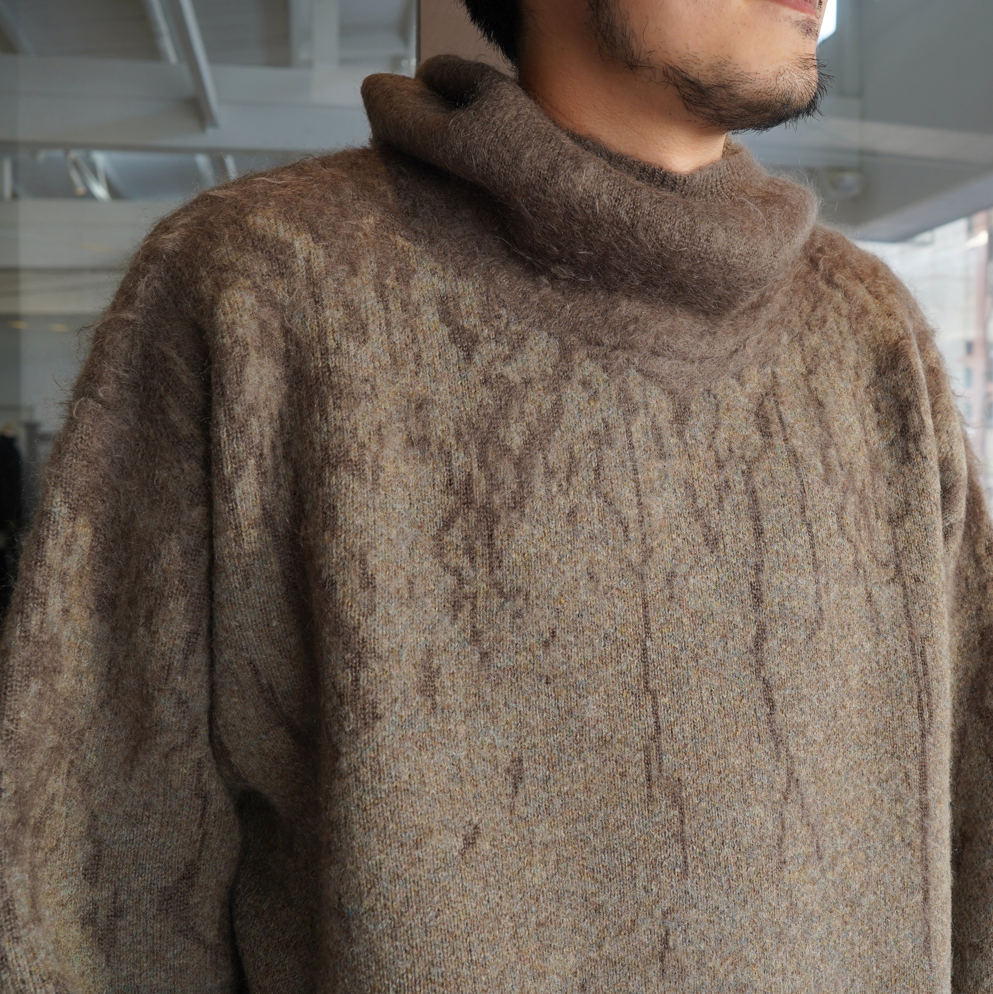 amachi. Wood Cut Knit