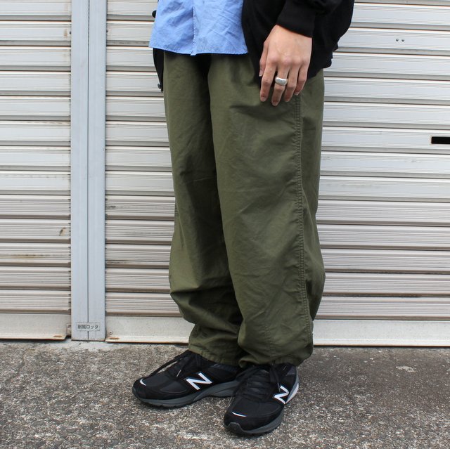 Graphpaper(グラフペーパー)/ COTTON LINEN MOLESKIN PARACHUTE PANTS