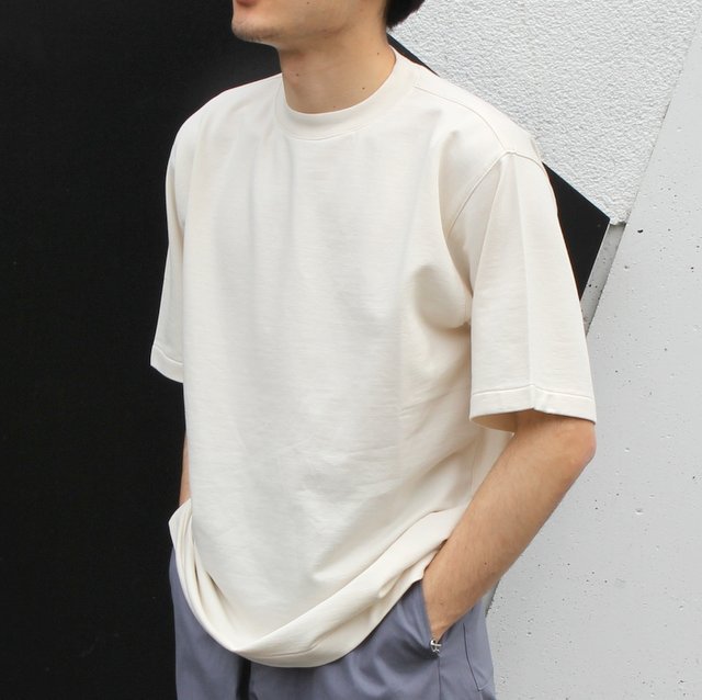 AURALEE(I[[)/SUPER HIGH GAUGE NAPPED SWEAT TEE -IVORY- #A22ST02NU(2)