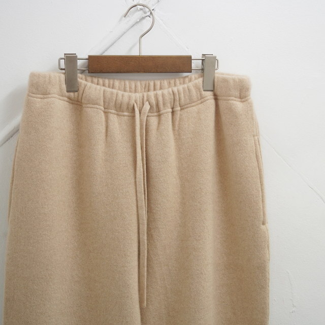 y24AWzHERILL(w)/ Golden cash Sweat pants -Beige,Top gray- #24-080-HL-8080-30(2)