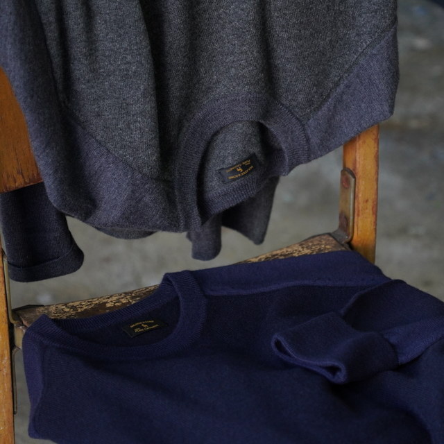 y25AWzMAATEE&SONS(}[eB[AhTY)/ COMBI P/O CREW NECK SWEATER -NAVY,CGRY- #MT5303-0121(2)