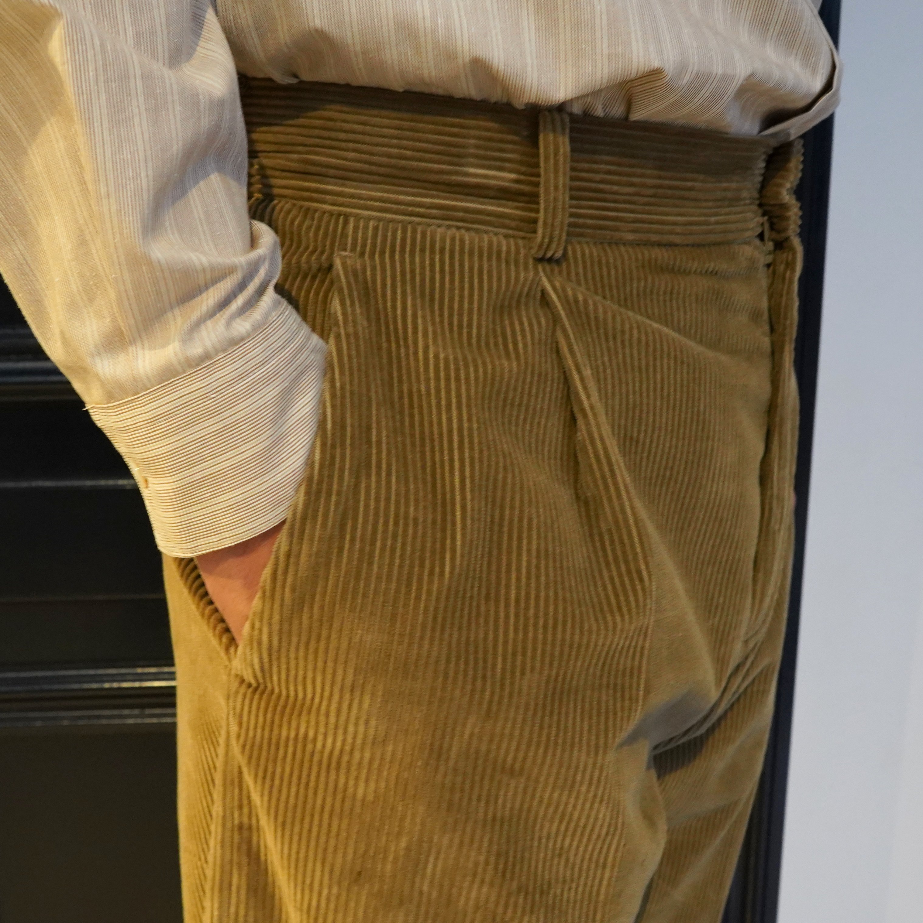 【40% off sale】 Cristaseya(クリスタセヤ)/ Pleated trousers -Light khaki- #35H-CR-LKH(4)