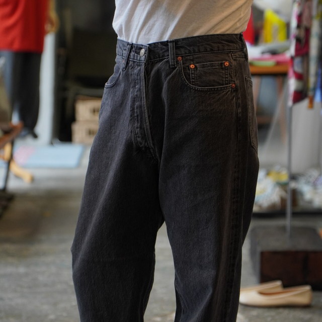 ULTERIOR(AeA) / WASHED SELVEDGE BLACK DENIM 5P PANTS -USED GREY- #UPJ05-KC223-S(4)