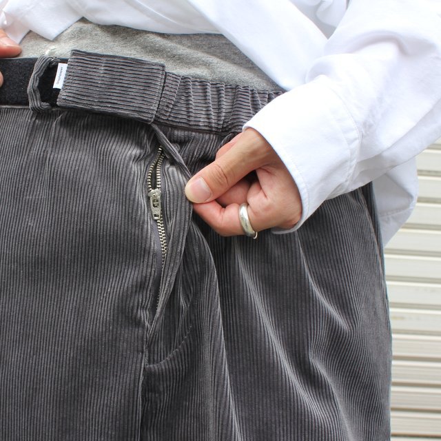 Graphpaper(グラフペーパー)/ Suvin Corduroy Wide Tapered Chef Pants -C.GRAY- #GM213-40074(5)