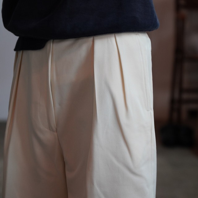 y25SSzNEAT(j[g)/ NEAT Chino Shorts -BLACK,IVORY,MOSS- #25-01NCS(5)