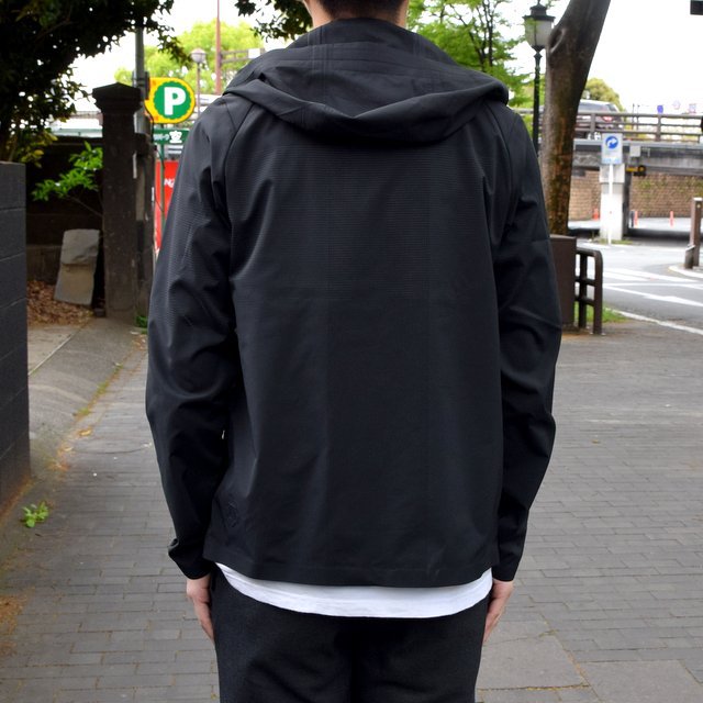 DESCENTE ALLTERRAIN(オルテライン)/SCHEMATECH AIR HOODED JACKET