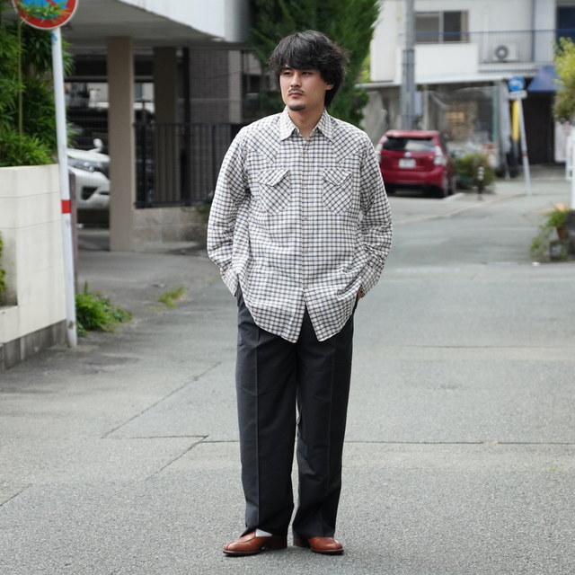 y25AWzMAATEE&SONS(}[eB[AhTY)/ GUPTA WESTERN -BLUE~KHAKI,WHITE PLAID- #MT5303-0605(8)