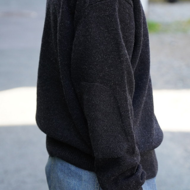 �y25AW�zMAATEE&SONS(�}�[�e�B�[�A���h�T���Y)/ ����݋N��SWEATER -CHACOAL,MIX KHAKI- #MT5303-0123(8)