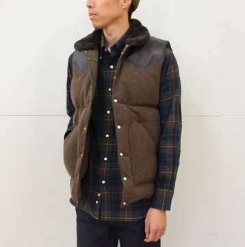 Rocky Mountain Featherbed(ロッキーマウンテンフェザーベッド)/ CHRISTY DOWN VEST/TWEED -(150)BROWN- #450-512-06-BR