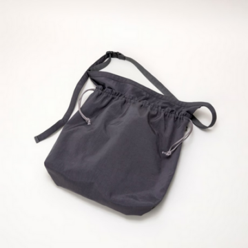 ERA. (C[) / TAS BIG RED CROSS APRON BAG -BLACK,GRAY- #K031