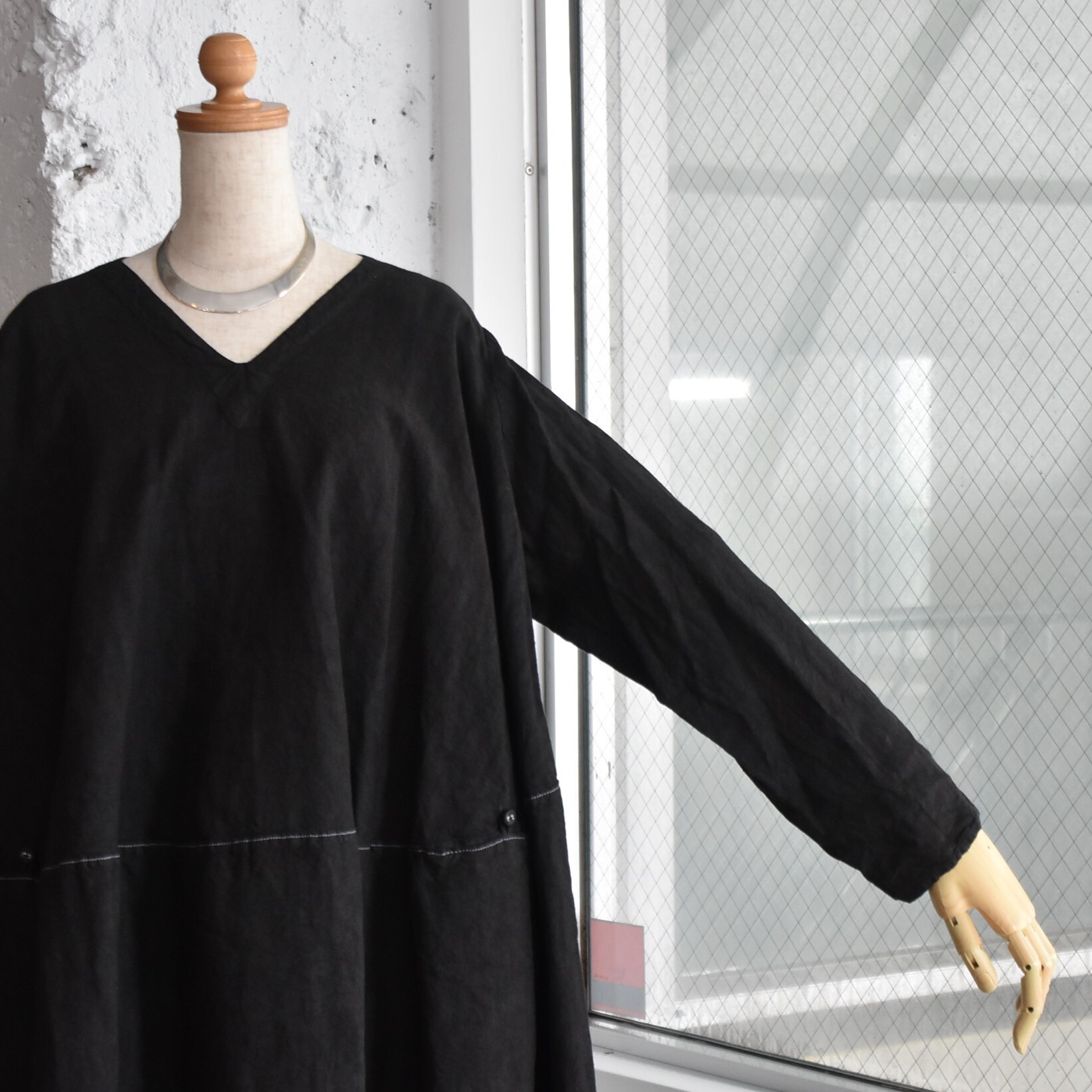 Whiteread (zCg[h) / CIRCLE CUT DRESS #WR014-AA(10)