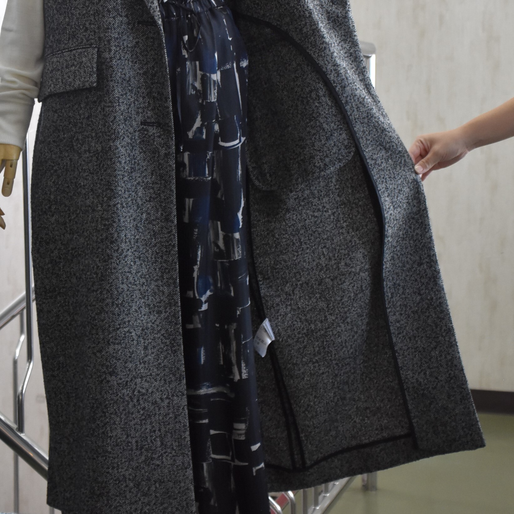 SACRA (TN) / PREMIUM HERRINGBONE TWEED GILET #125501062-AA(10)