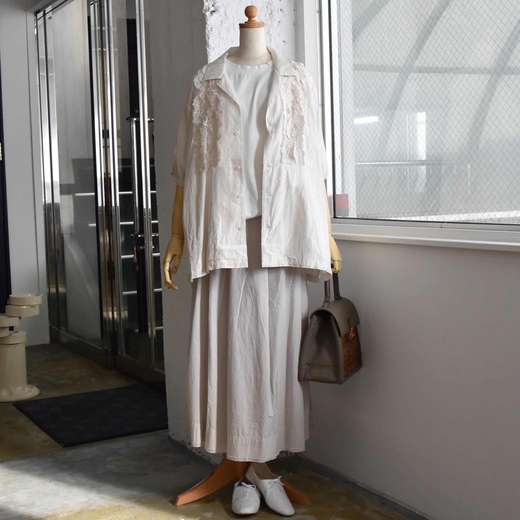 TOUJOURS(gDW[) / Open Collar Short Sleeve Frill Shirt #MM42GS01-AA(11)