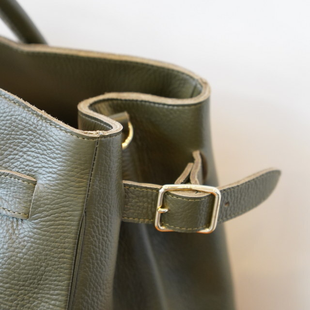 YOUNG&OLSEN(OAhI[Z) EMBOSSED LEATHER BELTED TOTE M#YO2503-GD012(11)