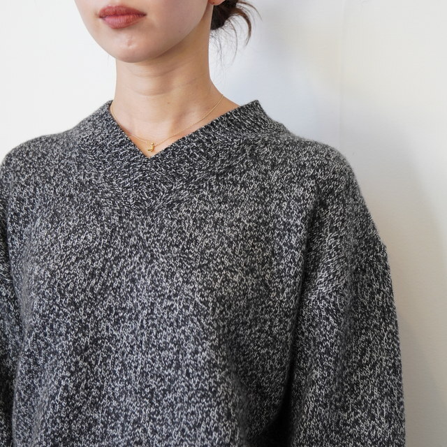 YLÉVE(C[) WOOL/CASH VNECK #168-5260086(11)