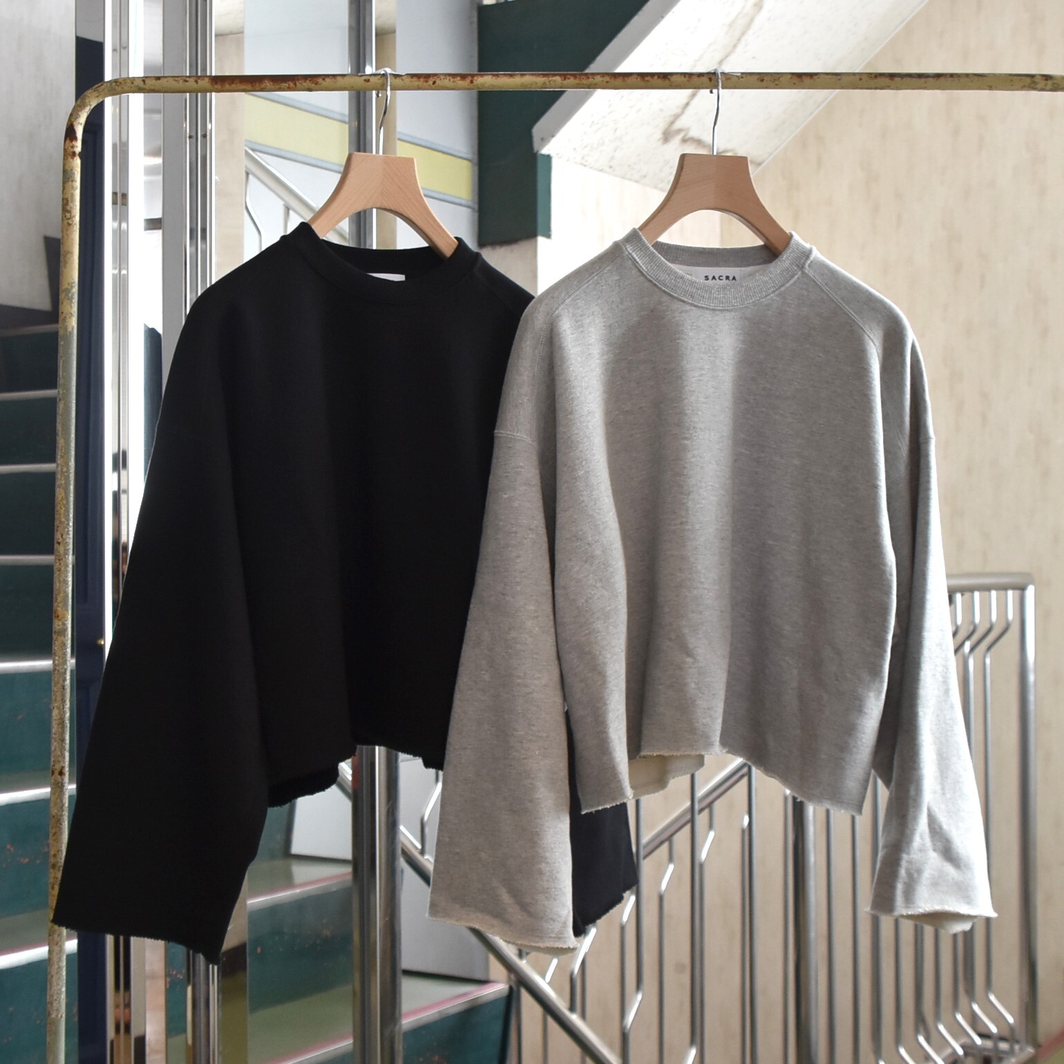 SACRA (TN) / PREMIUM FLEECE CROPPED TOPy2FWJz #125550091-AA(13)