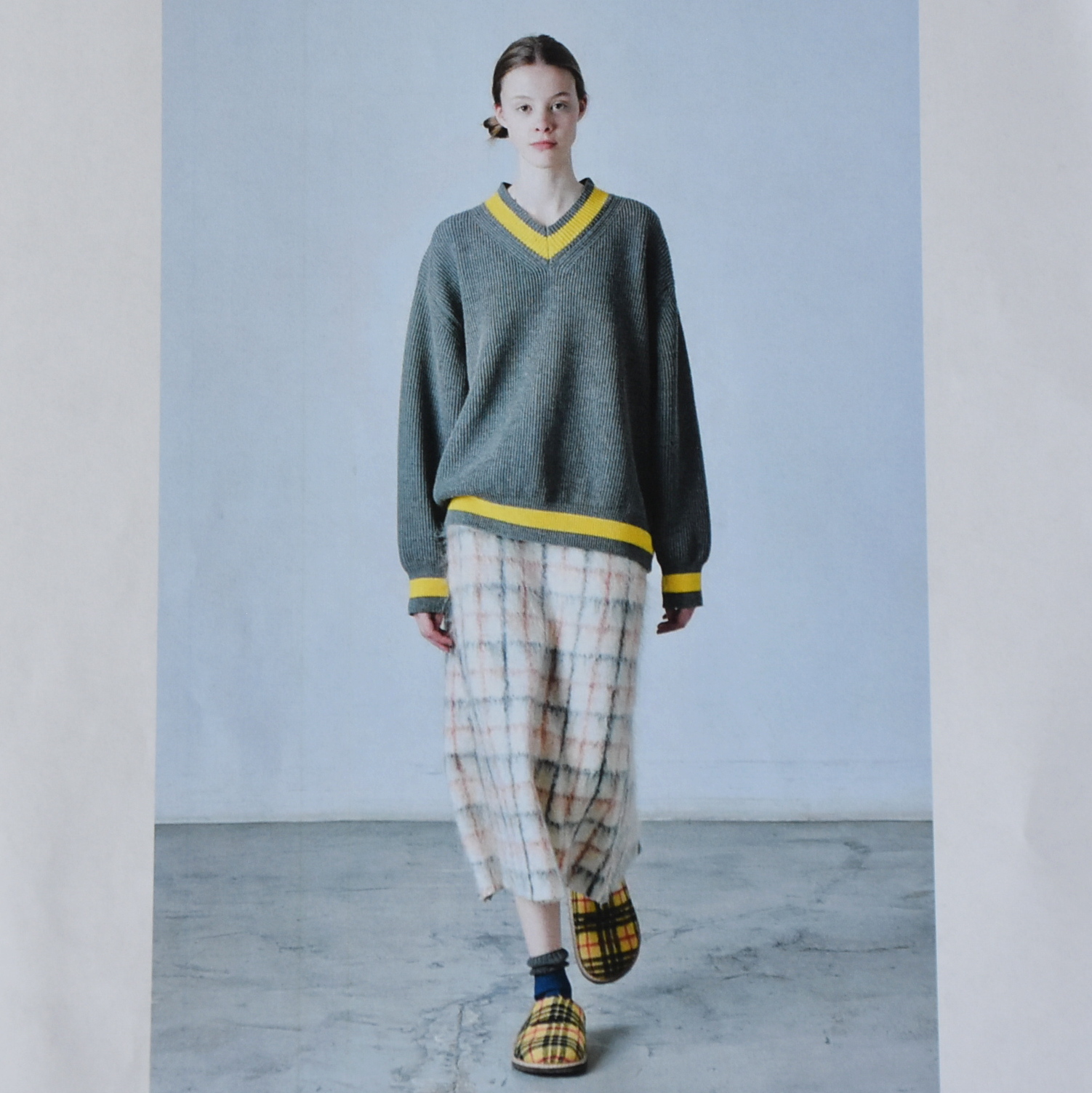 SOFIE D'HOORE(ソフィードール) / 3ply V-neck contrast color sweater【2色展開】(14)