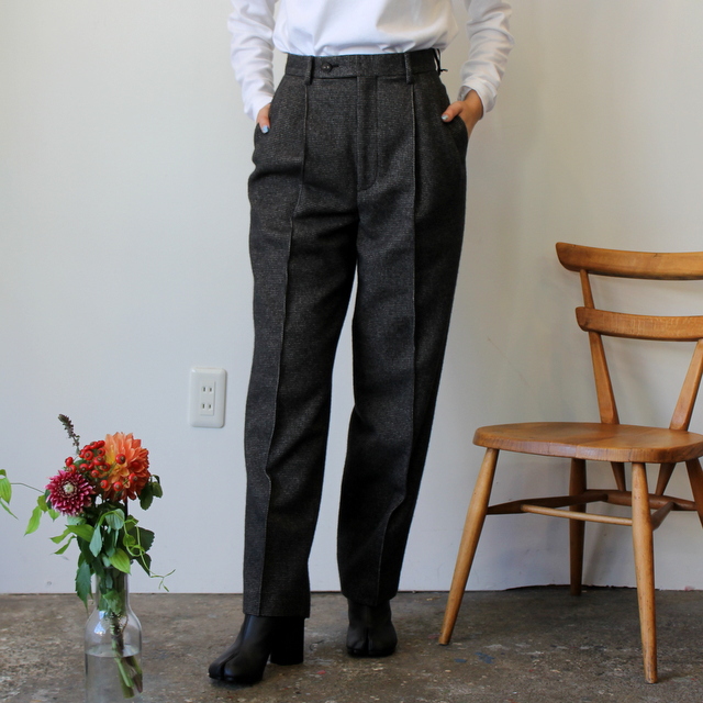 海外ブランド AURALEE カシミヤ混 TWEED TWO-TUCK SLACKS 22aw 