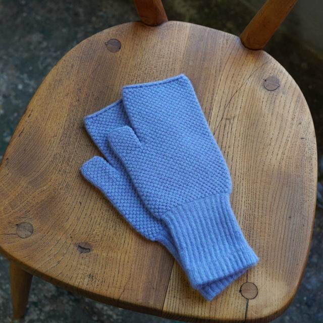 hikaru noguchi(qJ mO`) TUCK STITCH OPEN MITTENS #TUCK(1)