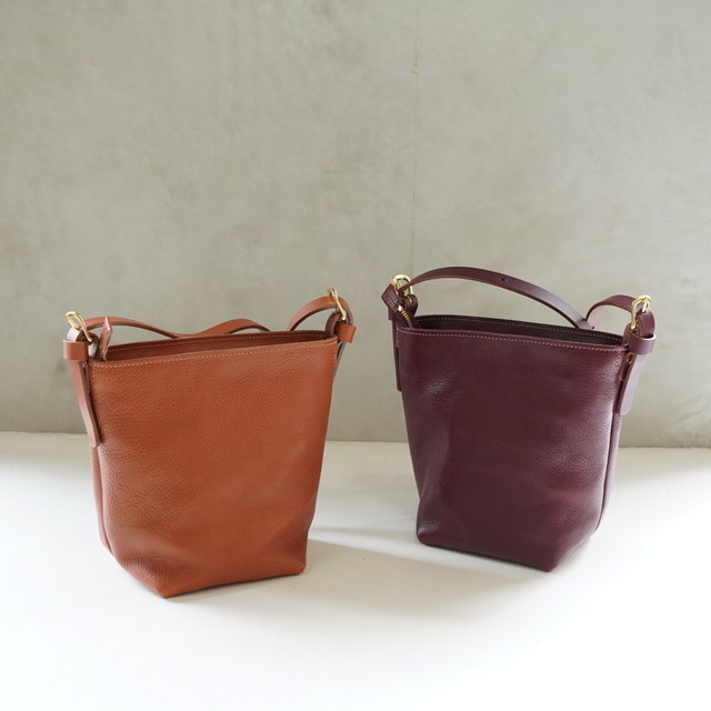 Mimi Berry DINO #DINO(1)