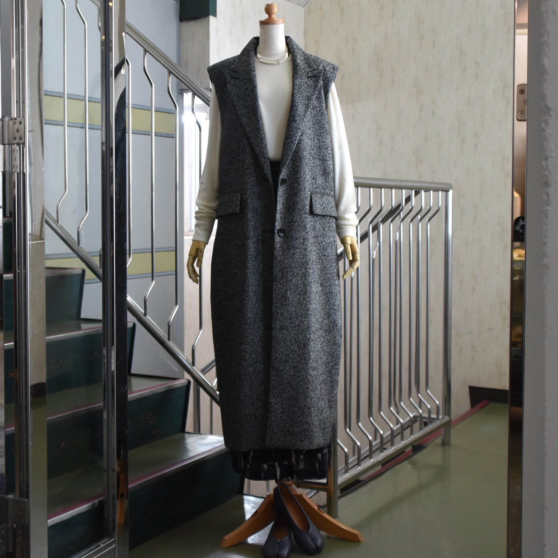 SACRA (TN) / PREMIUM HERRINGBONE TWEED GILET #125501062-AA(1)