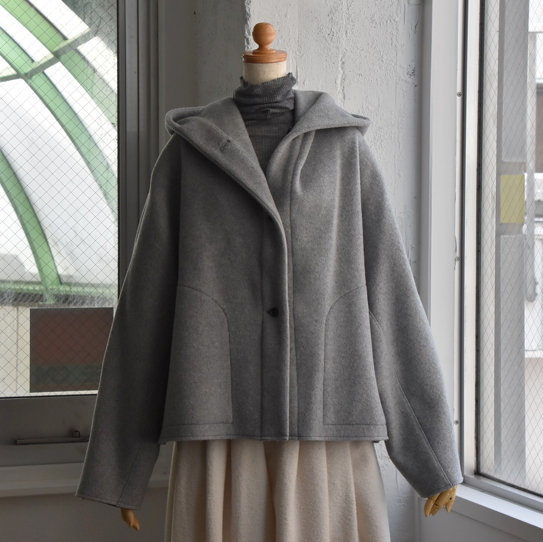 TENNE HANDCRAFTED MODERN(e nhNtebh_) / SUPER 140s SHORT HOOD COAT #0019-24FW-AA(2)