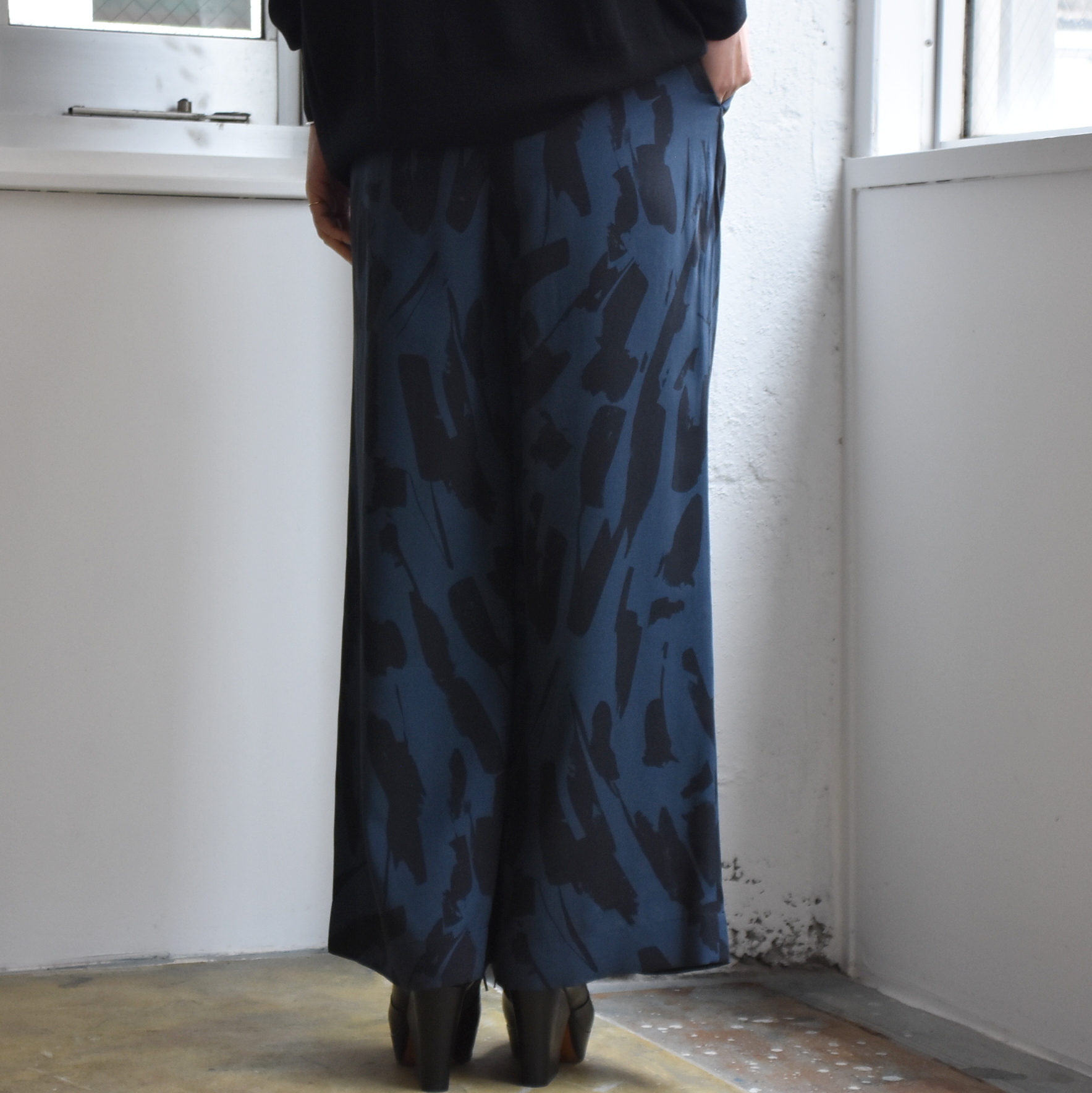 SACRA (TN) / ABSTRACT PAINTING PANTS #124612112-AA(2)