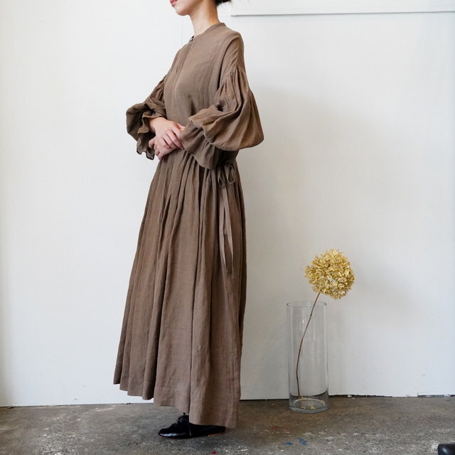 suzuki takayuki(スズキタカユキ) ​​​​​​​bishop-sleeve dress