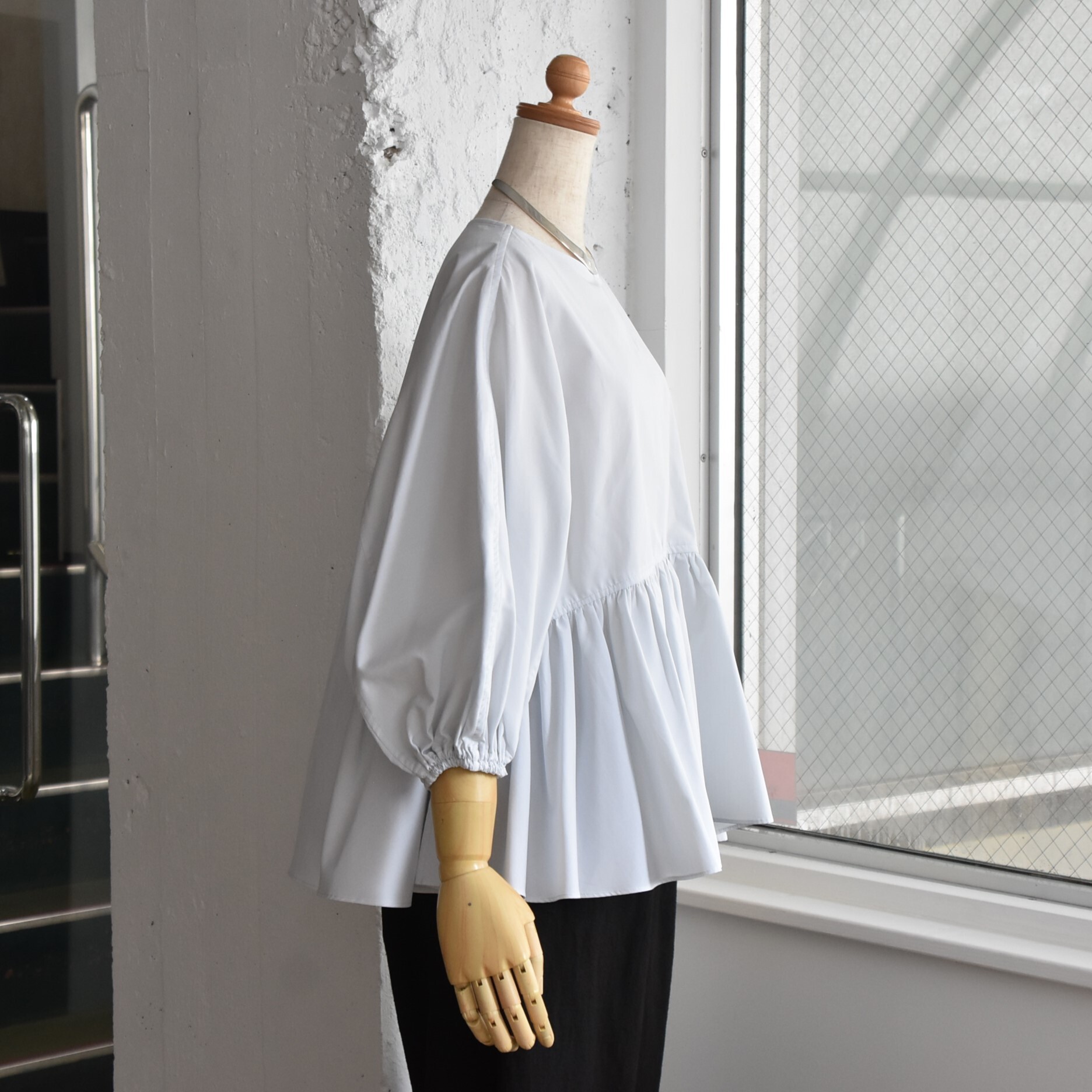 TENNE HANDCRAFTED MODERN(e nhNtebh_) / VOLUME SLEEVE GATHER PULLOVER #0019-25FW-AA(2)