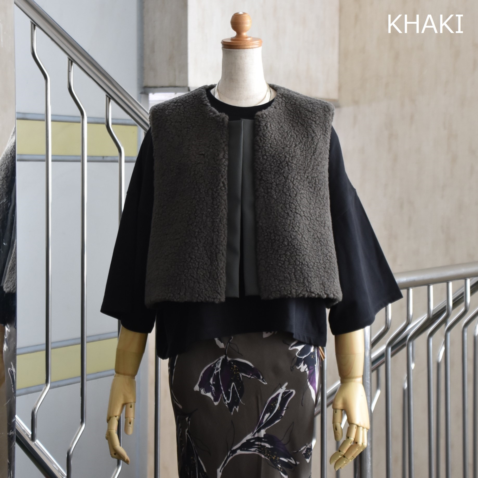 SACRA (TN) / POODLE FUR SHORT GILETy2FWJz #125505061-AA(2)