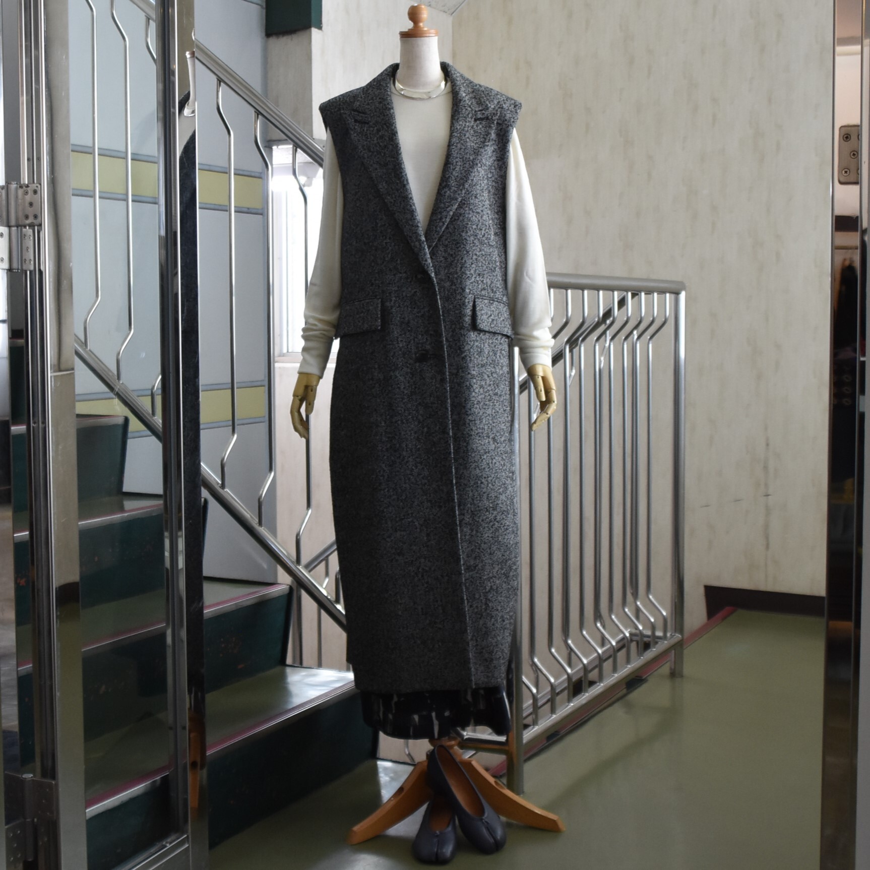 SACRA (TN) / PREMIUM HERRINGBONE TWEED GILET #125501062-AA(2)