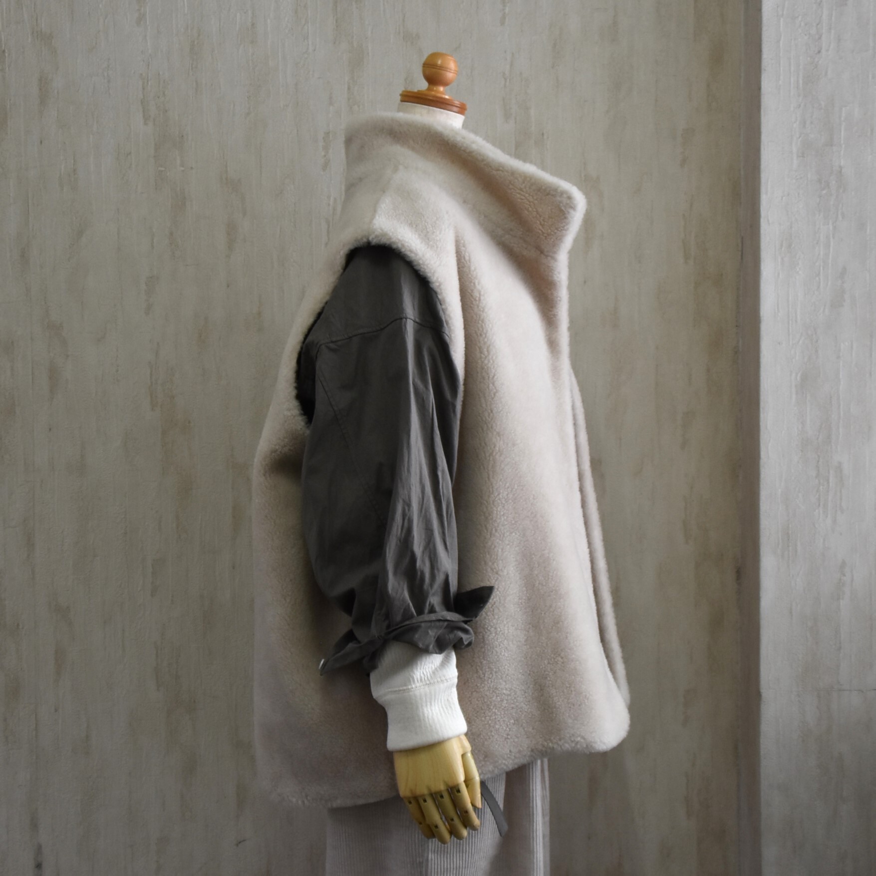 TOUJOURS(gDW[) / High Neck Over Vest #TM43VS01-AA(2)