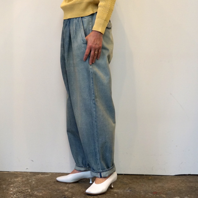 Graphpaper(グラフペーパー) Selvage Denim Two Tuck Tapered Pants_GU231-40106LB(3)