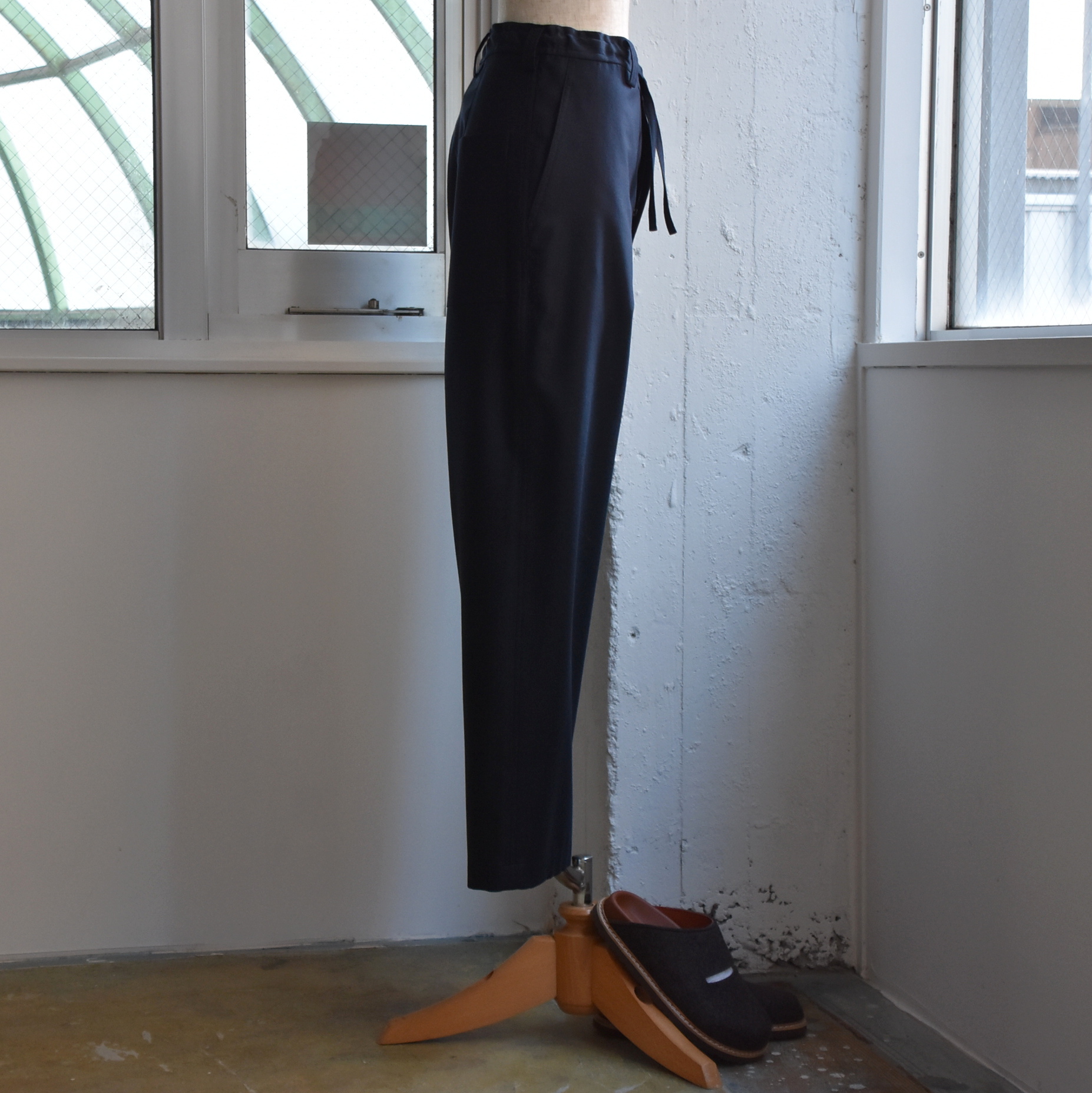 SOFIE D'HOORE(ソフィードール) / Low crotch pants with zip and drawstring【2色展開】(3)