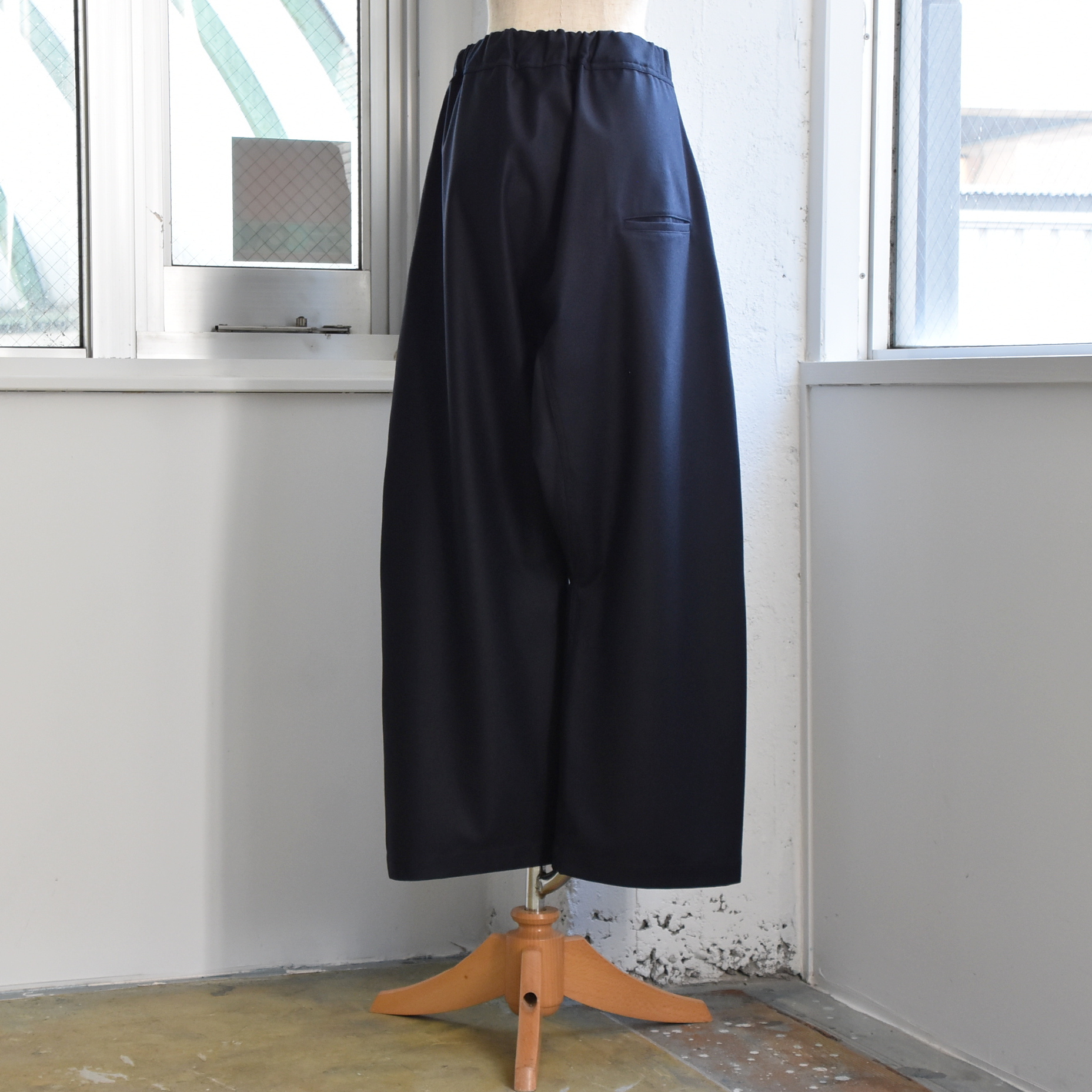 SOFIE D'HOORE(ソフィードール) / Loose fit crotch pants with drawstring(3)