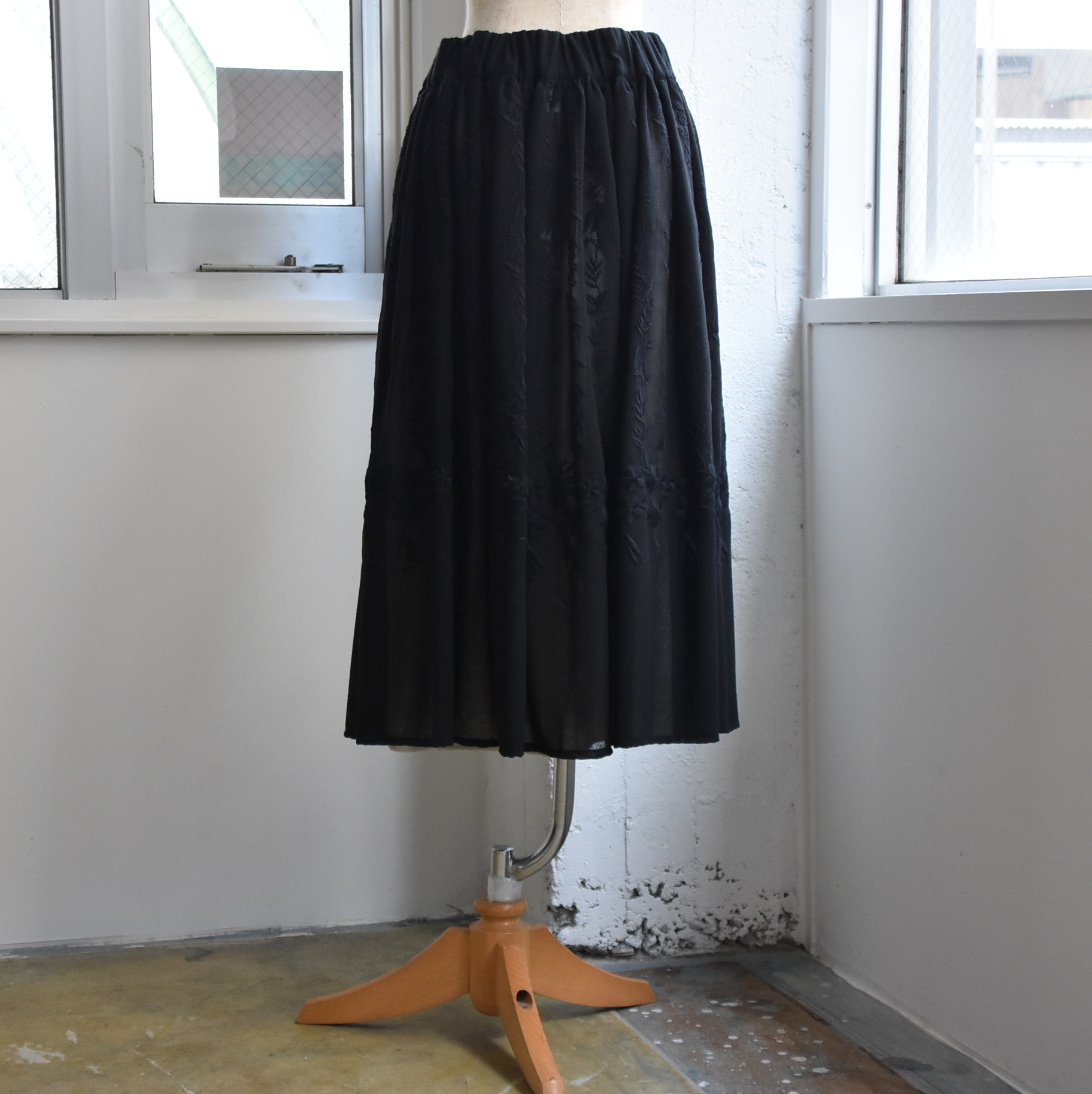 ANTIPAST(AeBpXg) / EMBROIDERY SKIRT #ES213-AA(3)