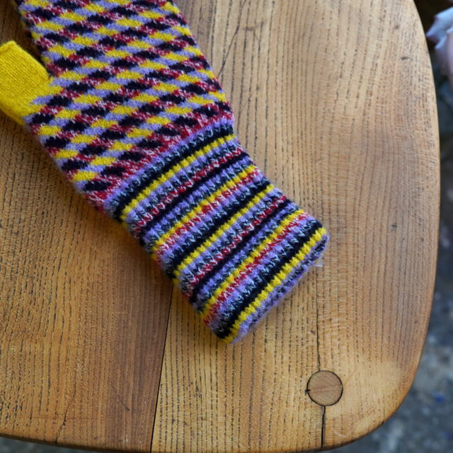 hikaru noguchi(qJ mO`) DIAGONAL MOSAIC STRIPE OPEN MITTENS #DIAGONAL(3)