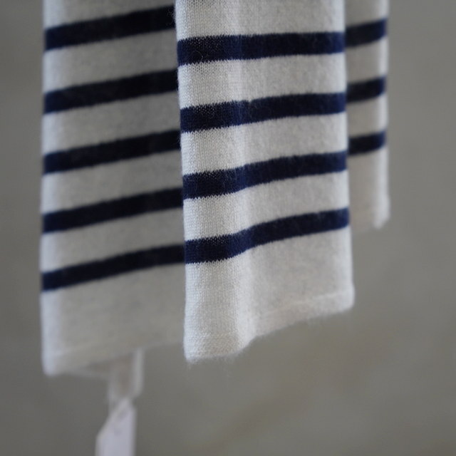eleven 2nd (CuZJh) CASHMERE BORDER STOLE #E2W-1057(3)
