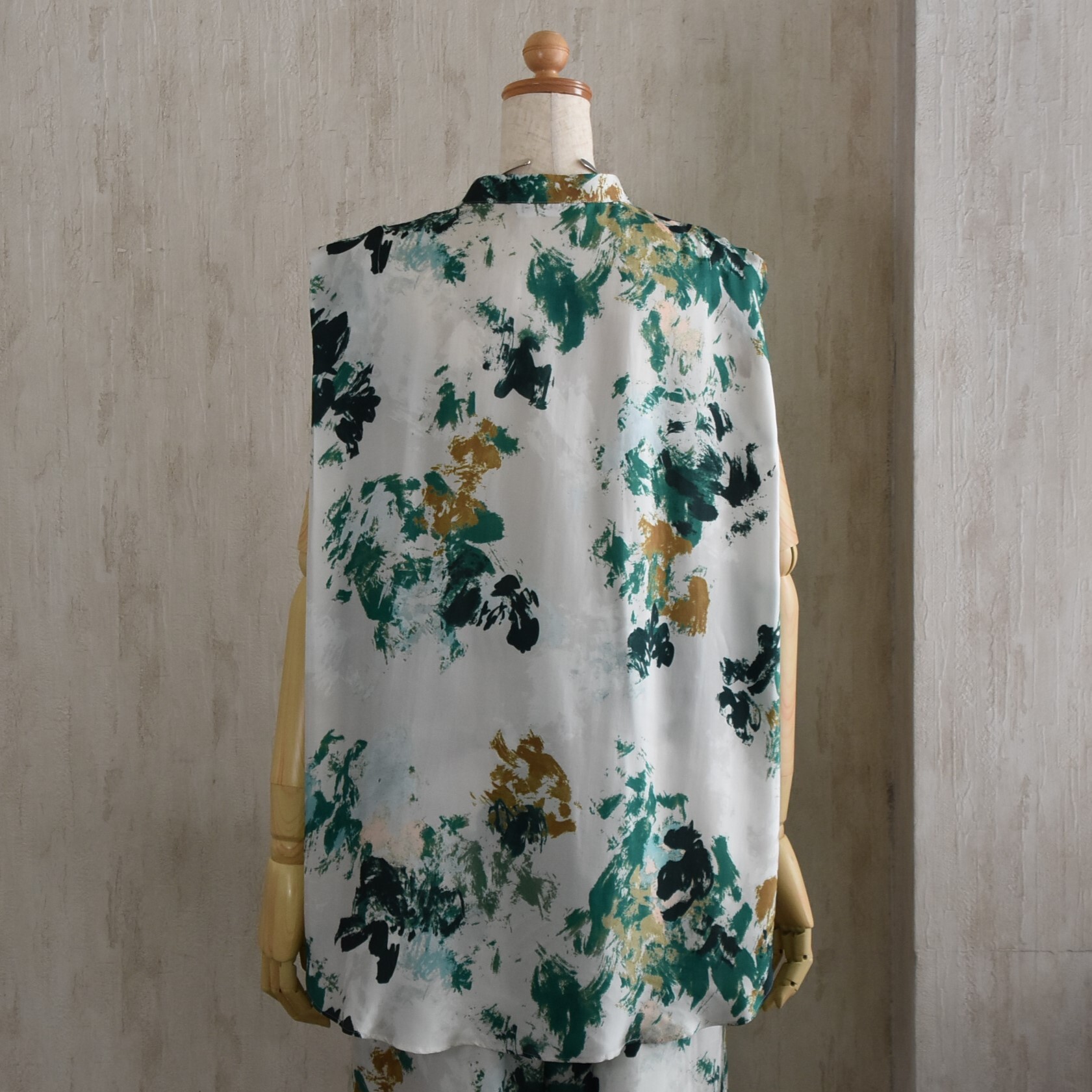 SACRA (�T�N��) / BLURRED FLORA TOP #126115071-AA(3)