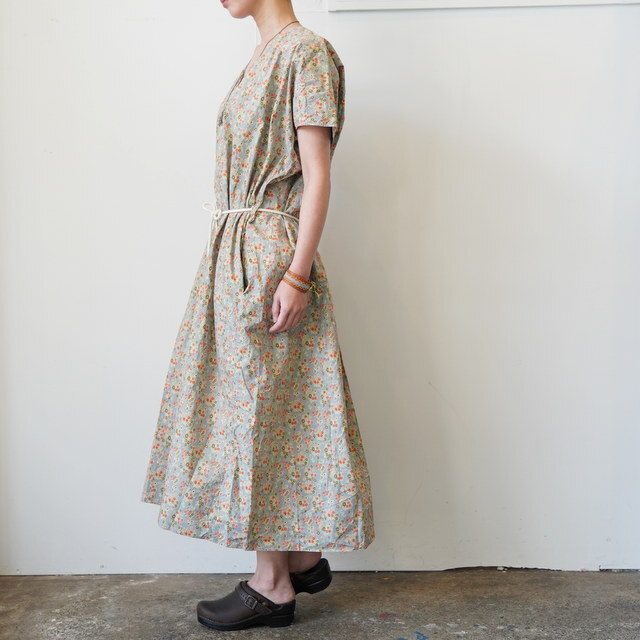 SONO(�\�m) DANTE DRESS Dusty Blue Floral #8043 26SS(3)