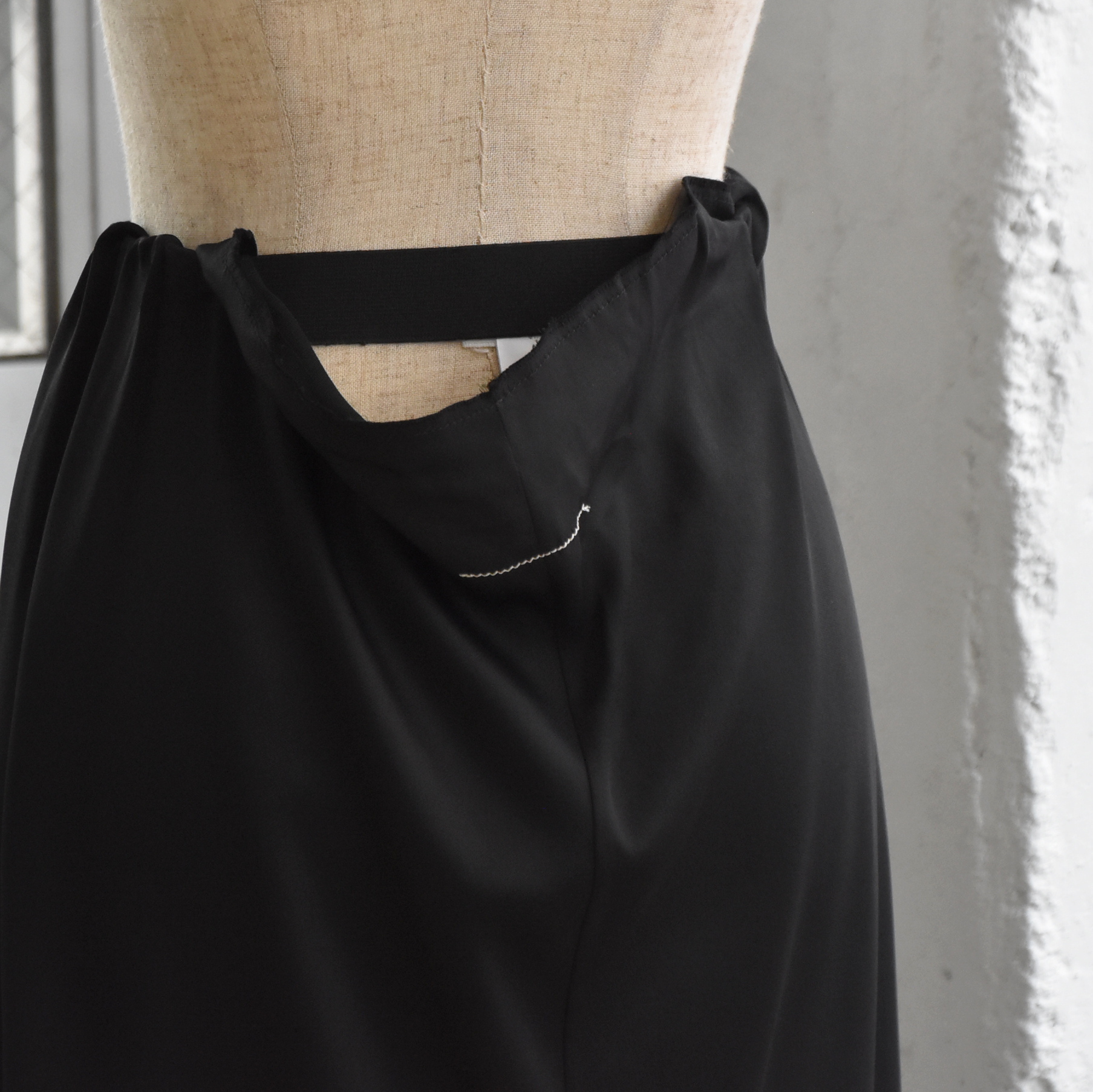 MM6 Maison Margiela / ブラックサテンスカート(4)
