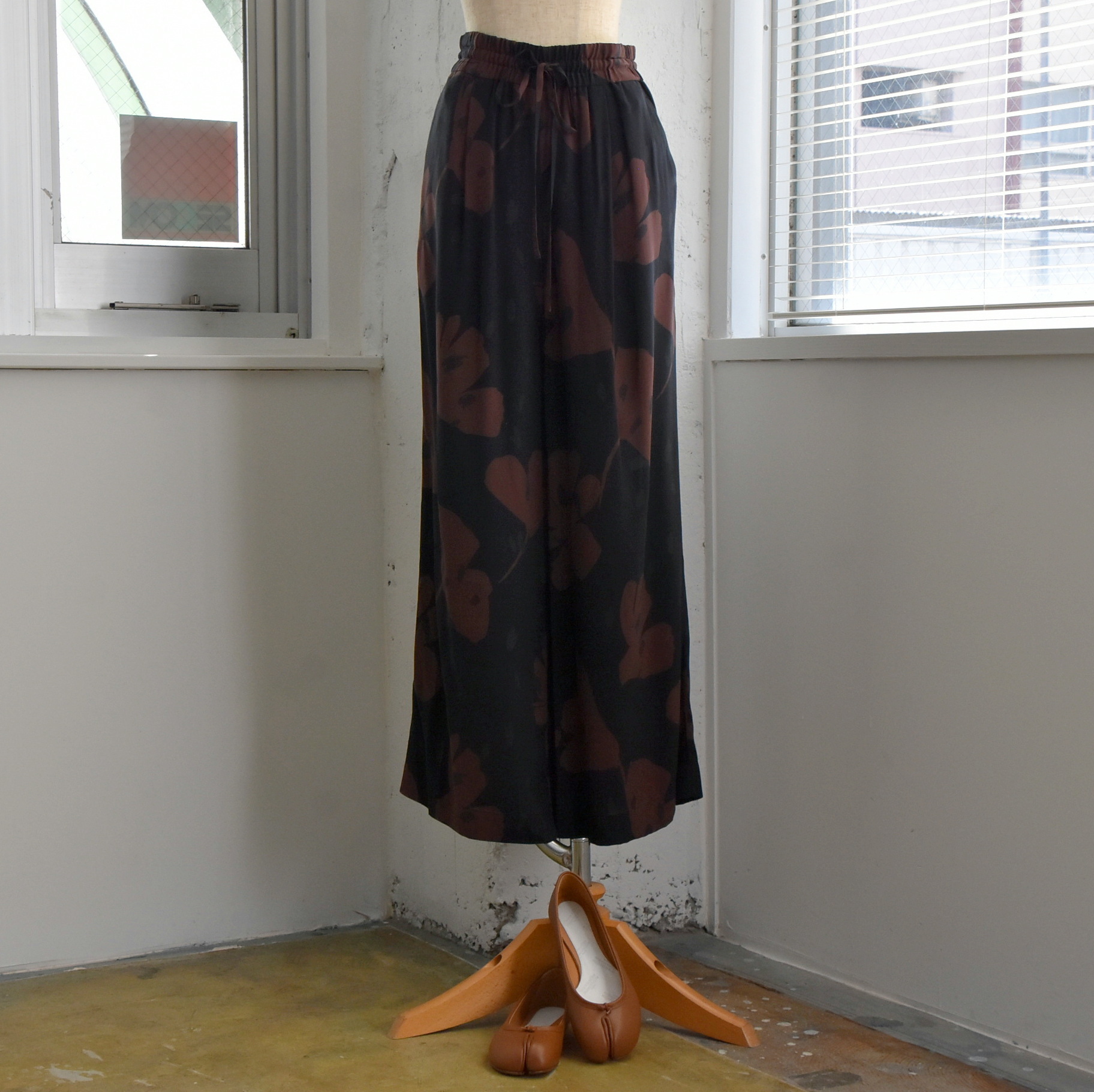 SACRA (TN) / MODERN FLOWER PANTS #124513112-AA(4)