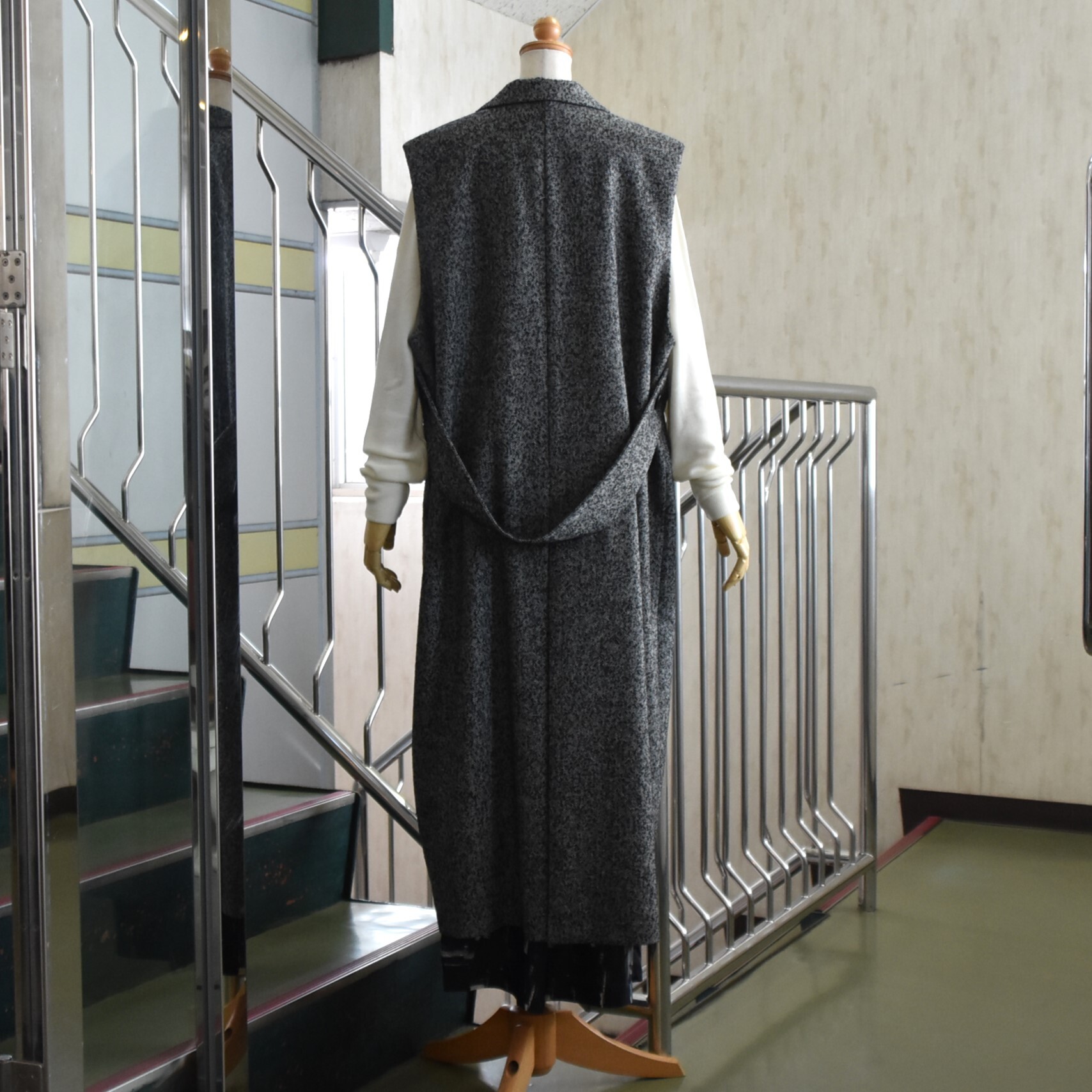 SACRA (TN) / PREMIUM HERRINGBONE TWEED GILET #125501062-AA(4)