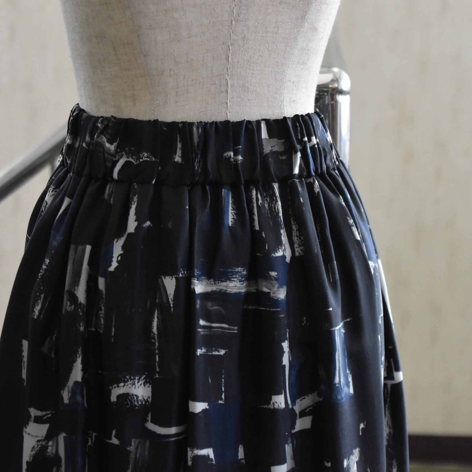 SACRA (TN) / BRUSH PAINTING SKIRT #125510123-AA(4)