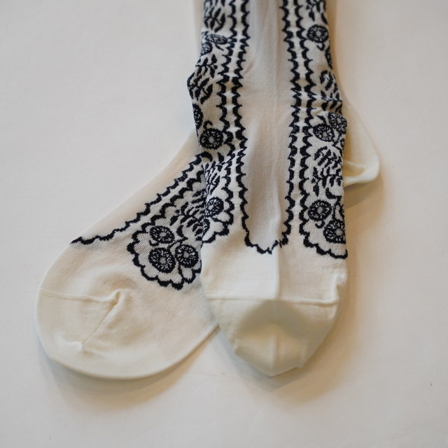 ANTIPAST (�A���e�B�p�X�g) / SHEER FLOWER HIGH SOCKS�y3�F�W�J�z #AM-817HS(4)