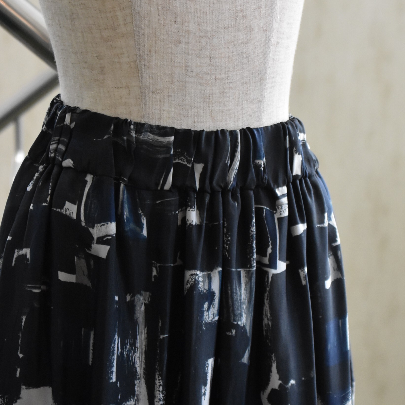 SACRA (TN) / BRUSH PAINTING SKIRT #125510123-AA(5)