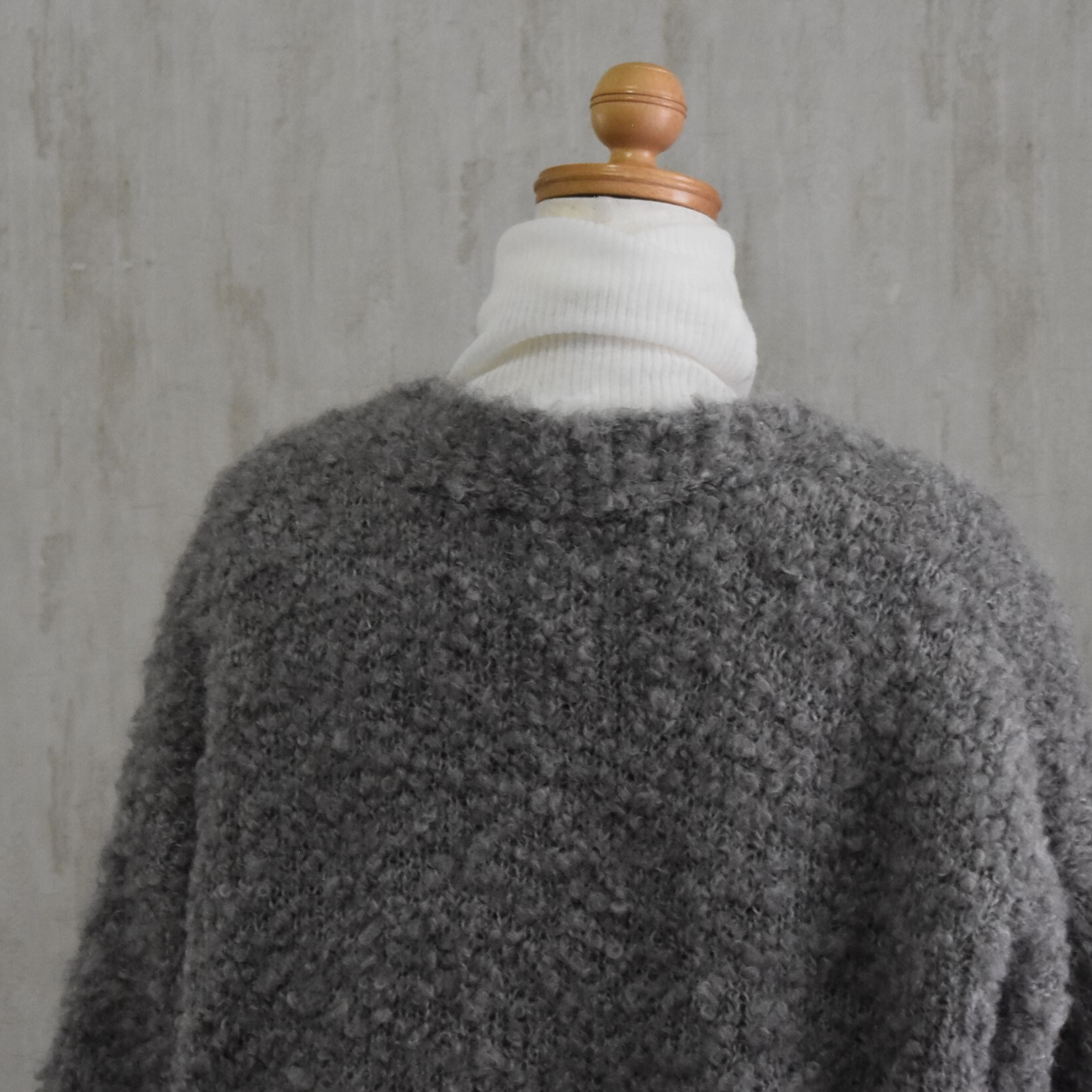 maison de soil(]h\C) / BOUCLE V-NECK CARDIGAN WITH PIN #CNMDS2051A-AA(5)