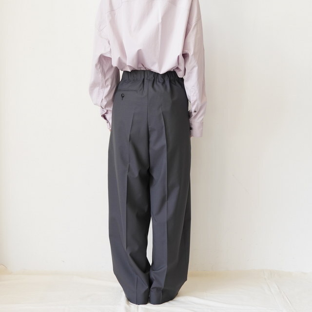 BOWTE(�o�E�g) EXTRA WORSTED TOROPOCAL TUCKED RELAX WIDE PANTS #261-04-0002(5)