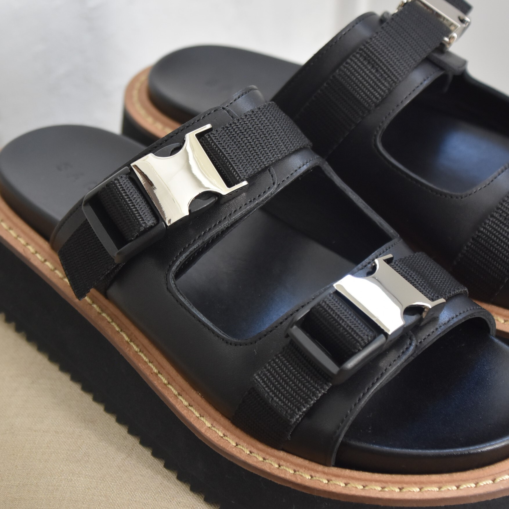 SACRA (�T�N��) / DOUBLE GI-BELT SANDAL #126150201-AA(5)