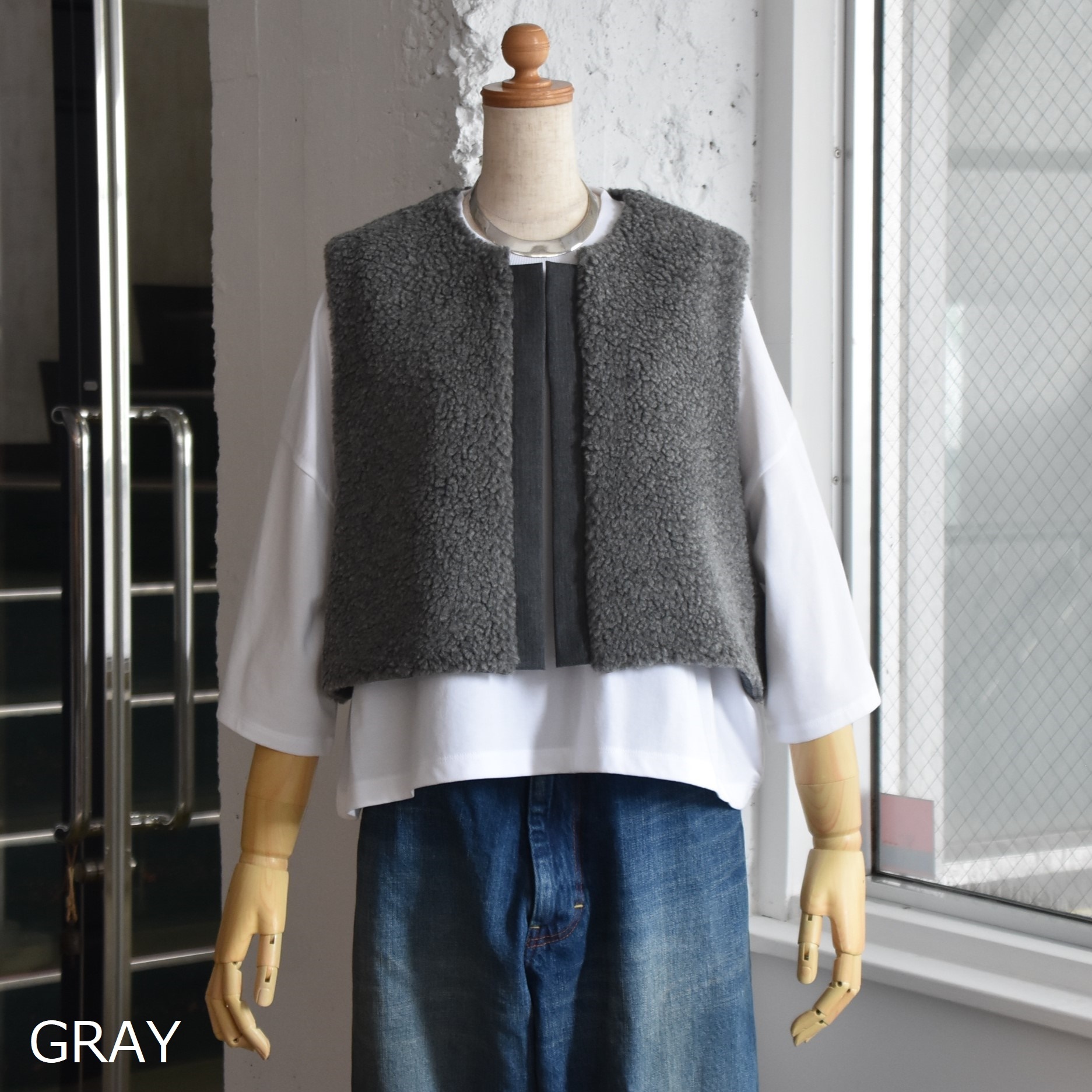 SACRA (TN) / POODLE FUR SHORT GILETy2FWJz #125505061-AA(6)